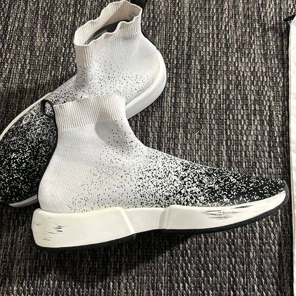 Alo yoga velocity knit sneakers - Picture 8 of 8